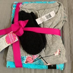 NWT PAJAMA SET SIZE 1X